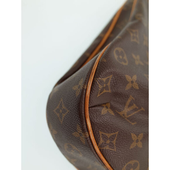 Louis Vuitton Monogram Odeon Bag - Picture 8 of 9